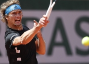 开云体育app-法网鏖战戴维斯杯，兹维列夫高光表现的简单介绍