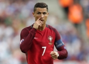 开云下载-北欧寒夜中的南美烈焰，迪巴拉关键一传助瑞典逆转冰岛