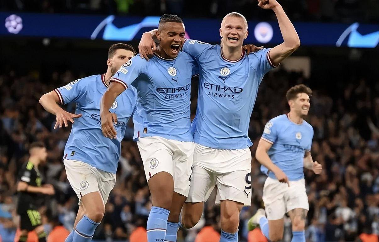 关于曼城主场较量告负，巴塞罗那客场竞技取胜的信息