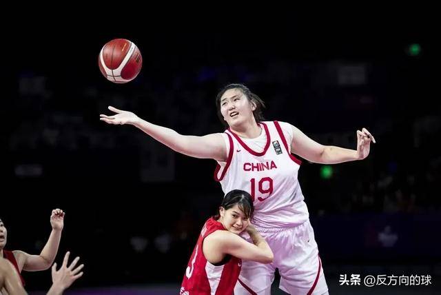 包含山东女篮客场大胜江苏，领先优势扩大！的词条