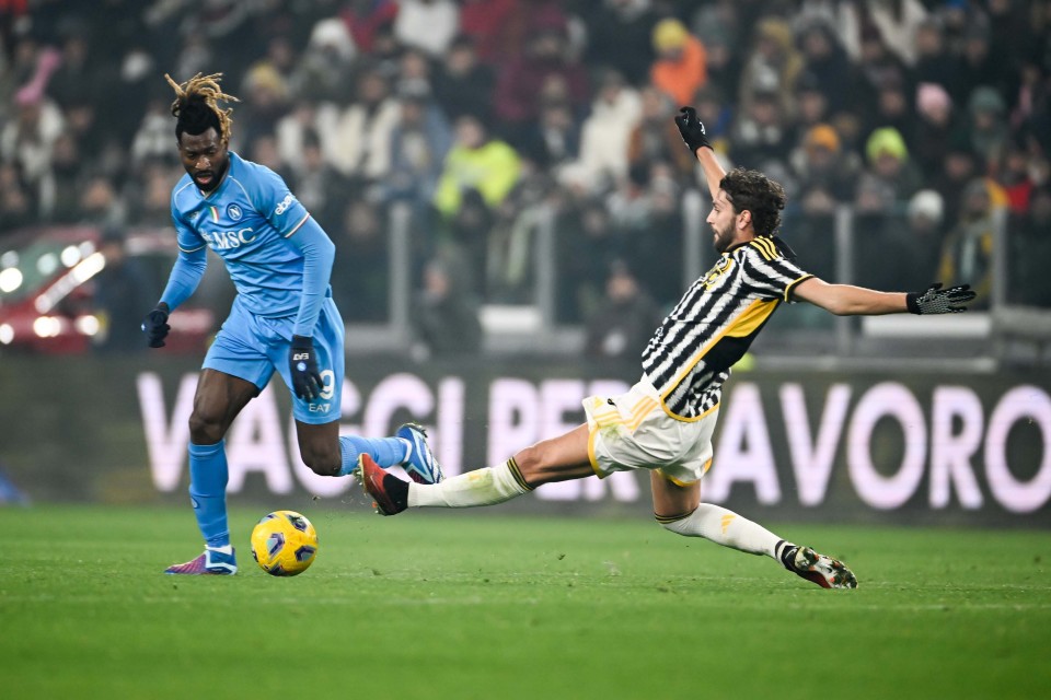 关于法国联赛赖尔恩主场守住三连胜领跑的信息 关于法国联赛赖尔恩主场守住三连胜领跑的信息