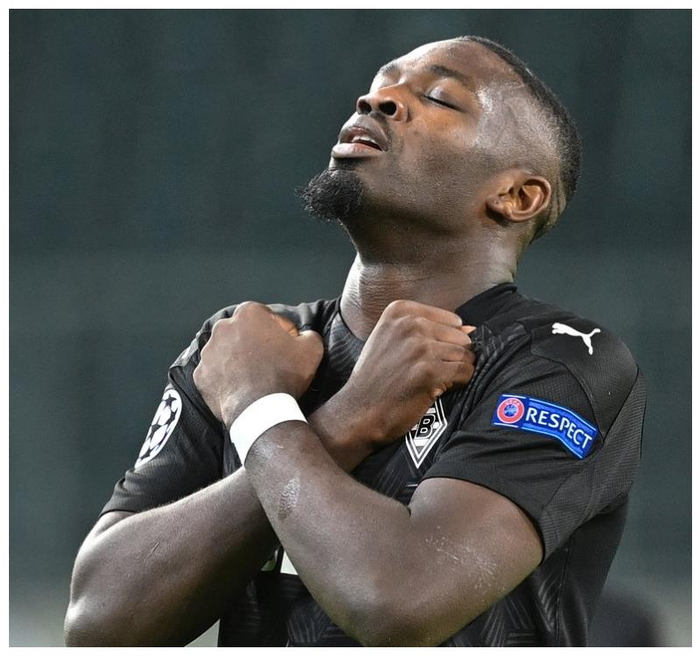 ALVIZU的上两战国家德比深化危机的简单介绍