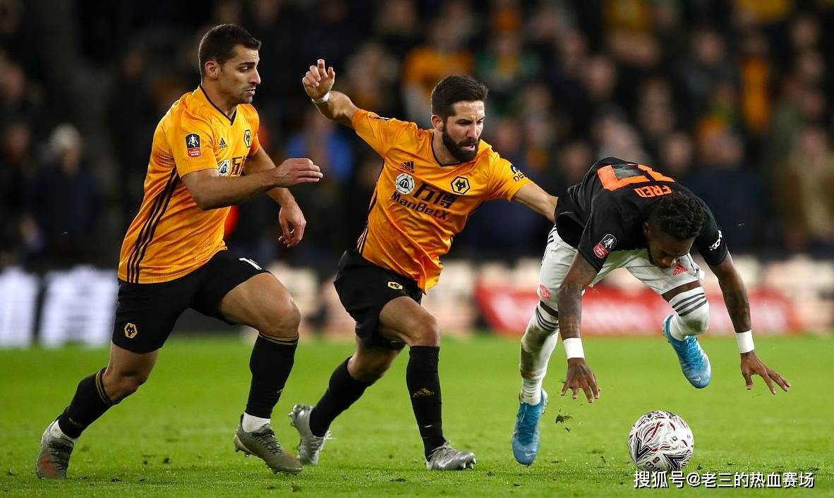 选手高唱胜利颂歌！谢菲联球员全力以赴的简单介绍