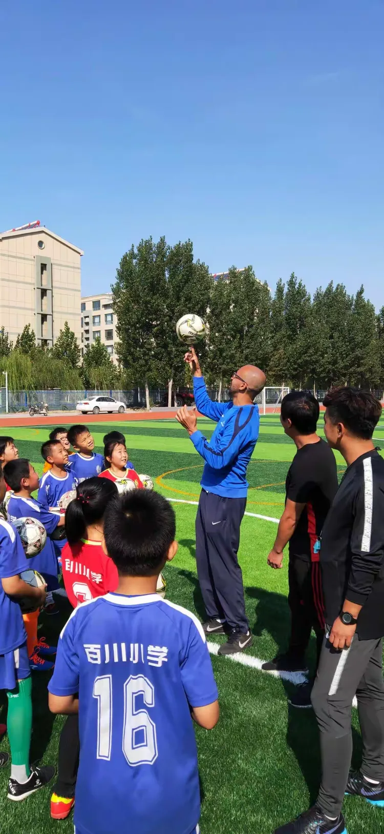 孤独训练的球员获得体能教练好评