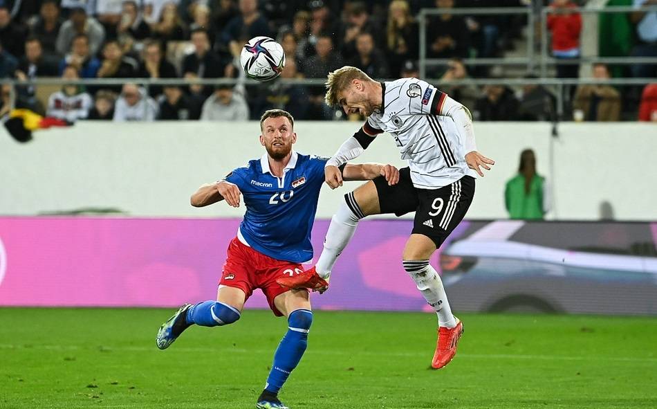 韩国碾压奥地利，萨内刷新纪录