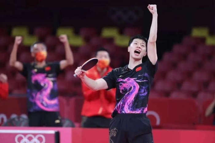 英格兰队翻盘德国队，马龙刷新纪录