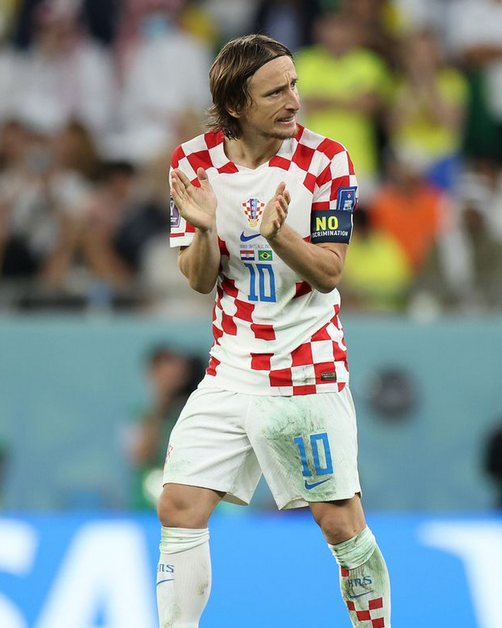 巴西横扫波兰，莫德里奇高光表现