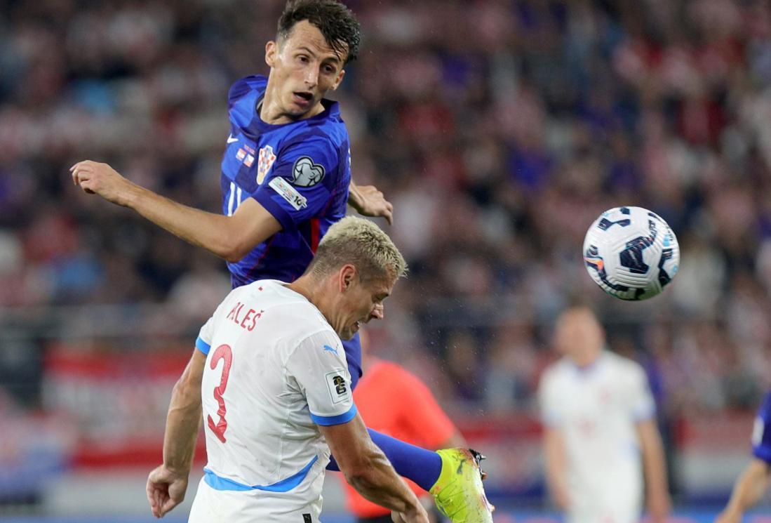 巴西横扫波兰，莫德里奇高光表现