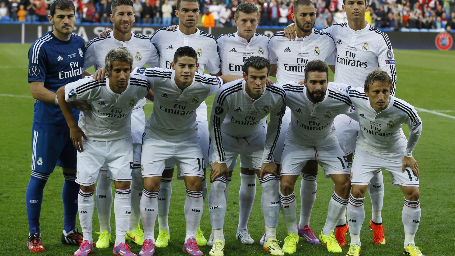 年度焦点之战之夜，浓眉关键节点连续得分，湖人逆转乾坤