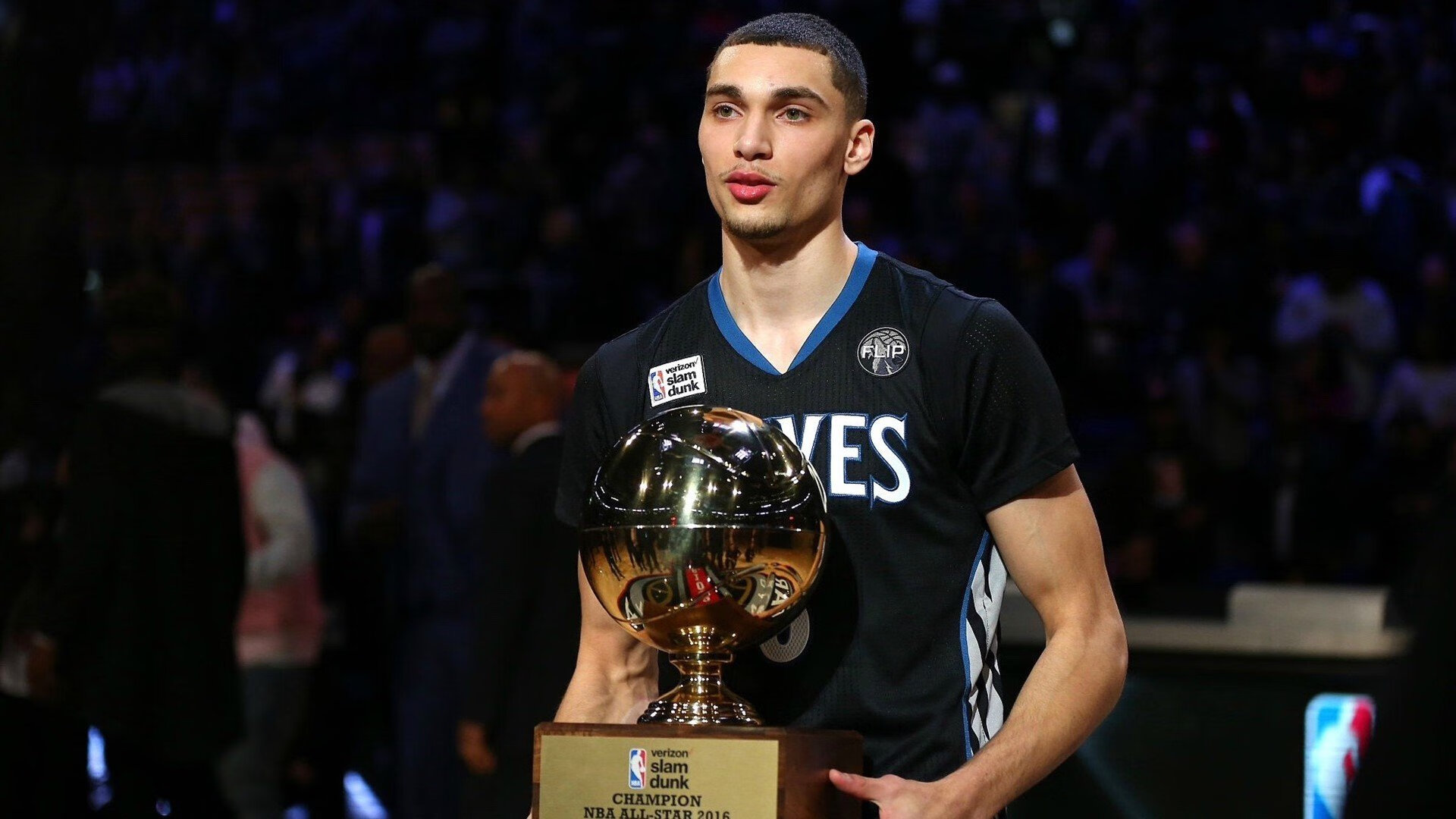 年度焦点之战之夜,卡塞米罗带队取胜